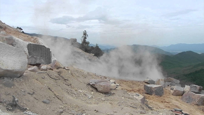 Lưu ý khi khai thác mỏ đá